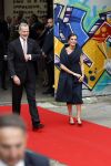 Amsterdam 18 april 2024
Contraprestatie
Koning Felipe en Koningin Letizia bieden het Koninklijk Paar een receptie aan in Museum STRAAT in Amsterdam. Hierbij is ook de Prinses van Oranje aanwezig. Tijdens de receptie openen de Koninklijke Paren een expositie van tien Spaanse en Nederlandse muurschilders. De tentoonstelling is tot en met 2 juni te bezoeken. Na de receptie neemt het Koninklijk Paar afscheid van de Spaanse Koning en Koningin. Aanwezig Koning Felipe Koningin Letizia Koning Willem Alexnader Koningin Maxima Prinses Amalia Prinses Margriet en Mr Pieter v Vollenhoven.