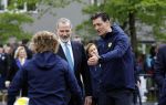 Amsterdam 17 april 2024
Staatsbezoek Nederland - Spanje met Koning Willem Alexander Koningin Maxima Koning Filipe en Koningin Letizia van Spanje aan Nederland . Koning Willem Alexander en Koning Felipe bezoeken Cruyff court in betondorp . oa aanwezig Jordy Cruijff Susila Cruijff Frank Rijkaard en Guus Hiddink.
