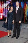 Amsterdam 18 april 2024
Contraprestatie
Koning Felipe en Koningin Letizia bieden het Koninklijk Paar een receptie aan in Museum STRAAT in Amsterdam. Hierbij is ook de Prinses van Oranje aanwezig. Tijdens de receptie openen de Koninklijke Paren een expositie van tien Spaanse en Nederlandse muurschilders. De tentoonstelling is tot en met 2 juni te bezoeken. Na de receptie neemt het Koninklijk Paar afscheid van de Spaanse Koning en Koningin. Aanwezig Koning Felipe Koningin Letizia Koning Willem Alexnader Koningin Maxima Prinses Amalia Prinses Margriet en Mr Pieter v Vollenhoven.