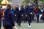 Amsterdam 17 april 2024
Staatsbezoek Nederland - Spanje met Koning Willem Alexander Koningin Maxima Koning Filipe en Koningin Letizia van Spanje aan Nederland . Koning Willem Alexander en Koning Felipe bezoeken Cruyff court in betondorp . oa aanwezig Jordy Cruijff Susila Cruijff Frank Rijkaard en Guus Hiddink.
