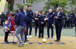 Amsterdam 17 april 2024
Staatsbezoek Nederland - Spanje met Koning Willem Alexander Koningin Maxima Koning Filipe en Koningin Letizia van Spanje aan Nederland . Koning Willem Alexander en Koning Felipe bezoeken Cruyff court in betondorp . oa aanwezig Jordy Cruijff Susila Cruijff Frank Rijkaard en Guus Hiddink.