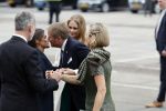 Amsterdam 18 april 2024
Contraprestatie
Koning Felipe en Koningin Letizia bieden het Koninklijk Paar een receptie aan in Museum STRAAT in Amsterdam. Hierbij is ook de Prinses van Oranje aanwezig. Tijdens de receptie openen de Koninklijke Paren een expositie van tien Spaanse en Nederlandse muurschilders. De tentoonstelling is tot en met 2 juni te bezoeken. Na de receptie neemt het Koninklijk Paar afscheid van de Spaanse Koning en Koningin. Aanwezig Koning Felipe Koningin Letizia Koning Willem Alexnader Koningin Maxima Prinses Amalia Prinses Margriet en Mr Pieter v Vollenhoven.