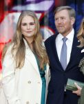 Amsterdam 18 april 2024
Contraprestatie
Koning Felipe en Koningin Letizia bieden het Koninklijk Paar een receptie aan in Museum STRAAT in Amsterdam. Hierbij is ook de Prinses van Oranje aanwezig. Tijdens de receptie openen de Koninklijke Paren een expositie van tien Spaanse en Nederlandse muurschilders. De tentoonstelling is tot en met 2 juni te bezoeken. Na de receptie neemt het Koninklijk Paar afscheid van de Spaanse Koning en Koningin. Aanwezig Koning Felipe Koningin Letizia Koning Willem Alexnader Koningin Maxima Prinses Amalia Prinses Margriet en Mr Pieter v Vollenhoven.