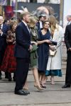Amsterdam 18 april 2024
Contraprestatie
Koning Felipe en Koningin Letizia bieden het Koninklijk Paar een receptie aan in Museum STRAAT in Amsterdam. Hierbij is ook de Prinses van Oranje aanwezig. Tijdens de receptie openen de Koninklijke Paren een expositie van tien Spaanse en Nederlandse muurschilders. De tentoonstelling is tot en met 2 juni te bezoeken. Na de receptie neemt het Koninklijk Paar afscheid van de Spaanse Koning en Koningin. Aanwezig Koning Felipe Koningin Letizia Koning Willem Alexnader Koningin Maxima Prinses Amalia Prinses Margriet en Mr Pieter v Vollenhoven.