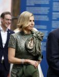 Amsterdam 18 april 2024
Contraprestatie
Koning Felipe en Koningin Letizia bieden het Koninklijk Paar een receptie aan in Museum STRAAT in Amsterdam. Hierbij is ook de Prinses van Oranje aanwezig. Tijdens de receptie openen de Koninklijke Paren een expositie van tien Spaanse en Nederlandse muurschilders. De tentoonstelling is tot en met 2 juni te bezoeken. Na de receptie neemt het Koninklijk Paar afscheid van de Spaanse Koning en Koningin. Aanwezig Koning Felipe Koningin Letizia Koning Willem Alexnader Koningin Maxima Prinses Amalia Prinses Margriet en Mr Pieter v Vollenhoven.