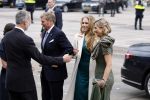 Amsterdam 18 april 2024
Contraprestatie
Koning Felipe en Koningin Letizia bieden het Koninklijk Paar een receptie aan in Museum STRAAT in Amsterdam. Hierbij is ook de Prinses van Oranje aanwezig. Tijdens de receptie openen de Koninklijke Paren een expositie van tien Spaanse en Nederlandse muurschilders. De tentoonstelling is tot en met 2 juni te bezoeken. Na de receptie neemt het Koninklijk Paar afscheid van de Spaanse Koning en Koningin. Aanwezig Koning Felipe Koningin Letizia Koning Willem Alexnader Koningin Maxima Prinses Amalia Prinses Margriet en Mr Pieter v Vollenhoven.