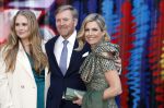 Amsterdam 18 april 2024
Contraprestatie
Koning Felipe en Koningin Letizia bieden het Koninklijk Paar een receptie aan in Museum STRAAT in Amsterdam. Hierbij is ook de Prinses van Oranje aanwezig. Tijdens de receptie openen de Koninklijke Paren een expositie van tien Spaanse en Nederlandse muurschilders. De tentoonstelling is tot en met 2 juni te bezoeken. Na de receptie neemt het Koninklijk Paar afscheid van de Spaanse Koning en Koningin. Aanwezig Koning Felipe Koningin Letizia Koning Willem Alexnader Koningin Maxima Prinses Amalia Prinses Margriet en Mr Pieter v Vollenhoven.