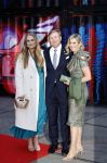 Amsterdam 18 april 2024
Contraprestatie
Koning Felipe en Koningin Letizia bieden het Koninklijk Paar een receptie aan in Museum STRAAT in Amsterdam. Hierbij is ook de Prinses van Oranje aanwezig. Tijdens de receptie openen de Koninklijke Paren een expositie van tien Spaanse en Nederlandse muurschilders. De tentoonstelling is tot en met 2 juni te bezoeken. Na de receptie neemt het Koninklijk Paar afscheid van de Spaanse Koning en Koningin. Aanwezig Koning Felipe Koningin Letizia Koning Willem Alexnader Koningin Maxima Prinses Amalia Prinses Margriet en Mr Pieter v Vollenhoven.