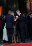 Amsterdam 18 april 2024
Contraprestatie
Koning Felipe en Koningin Letizia bieden het Koninklijk Paar een receptie aan in Museum STRAAT in Amsterdam. Hierbij is ook de Prinses van Oranje aanwezig. Tijdens de receptie openen de Koninklijke Paren een expositie van tien Spaanse en Nederlandse muurschilders. De tentoonstelling is tot en met 2 juni te bezoeken. Na de receptie neemt het Koninklijk Paar afscheid van de Spaanse Koning en Koningin. Aanwezig Koning Felipe Koningin Letizia Koning Willem Alexnader Koningin Maxima Prinses Amalia Prinses Margriet en Mr Pieter v Vollenhoven.