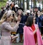 Amsterdam 18 april 2024
Koningin Maxima en Koningin Latizia van Spanje bezoeken Lab6 in Amsterdam west en aansluiten gaan ze naar 10 jaar bestaan Amsterdam Spanish film festival in Tuschinski.
