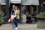 Amsterdam 11 april 2024
Prinses Aimee aan het winkelen met vriendinnen  in Amsterdam Zuid.