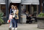 Amsterdam 11 april 2024
Prinses Aimee aan het winkelen met vriendinnen  in Amsterdam Zuid.
