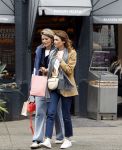 Amsterdam 11 april 2024
Prinses Aimee aan het winkelen met vriendinnen  in Amsterdam Zuid.