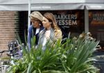 Amsterdam 11 april 2024
Prinses Aimee aan het winkelen met vriendinnen  in Amsterdam Zuid.