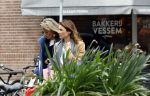 Amsterdam 11 april 2024
Prinses Aimee aan het winkelen met vriendinnen  in Amsterdam Zuid.