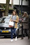 Amsterdam 11 april 2024
Prinses Aimee aan het winkelen met vriendinnen  in Amsterdam Zuid.
