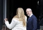 Amsterdam 17 april 2024
Staatsbezoek Nederland - Spanje met Koning Willem Alexander Koningin Maxima Koning Filipe en Koningin Letizia van Spanje aan Nederland . Prinses Amalia arriveert met haar auto bij het paleis . Ze heeft een tas bij met een slotje erop.