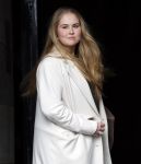 Amsterdam 17 april 2024
Staatsbezoek Nederland - Spanje met Koning Willem Alexander Koningin Maxima Koning Filipe en Koningin Letizia van Spanje aan Nederland . Prinses Amalia arriveert met haar auto bij het paleis . Ze heeft een tas bij met een slotje erop.