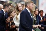 Amsterdam 18 april 2024
Contraprestatie
Koning Felipe en Koningin Letizia bieden het Koninklijk Paar een receptie aan in Museum STRAAT in Amsterdam. Hierbij is ook de Prinses van Oranje aanwezig. Tijdens de receptie openen de Koninklijke Paren een expositie van tien Spaanse en Nederlandse muurschilders. De tentoonstelling is tot en met 2 juni te bezoeken. Na de receptie neemt het Koninklijk Paar afscheid van de Spaanse Koning en Koningin. Aanwezig Koning Felipe Koningin Letizia Koning Willem Alexnader Koningin Maxima Prinses Amalia Prinses Margriet en Mr Pieter v Vollenhoven.