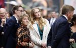 Amsterdam 18 april 2024
Contraprestatie
Koning Felipe en Koningin Letizia bieden het Koninklijk Paar een receptie aan in Museum STRAAT in Amsterdam. Hierbij is ook de Prinses van Oranje aanwezig. Tijdens de receptie openen de Koninklijke Paren een expositie van tien Spaanse en Nederlandse muurschilders. De tentoonstelling is tot en met 2 juni te bezoeken. Na de receptie neemt het Koninklijk Paar afscheid van de Spaanse Koning en Koningin. Aanwezig Koning Felipe Koningin Letizia Koning Willem Alexnader Koningin Maxima Prinses Amalia Prinses Margriet en Mr Pieter v Vollenhoven.
