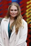 Amsterdam 18 april 2024
Contraprestatie
Koning Felipe en Koningin Letizia bieden het Koninklijk Paar een receptie aan in Museum STRAAT in Amsterdam. Hierbij is ook de Prinses van Oranje aanwezig. Tijdens de receptie openen de Koninklijke Paren een expositie van tien Spaanse en Nederlandse muurschilders. De tentoonstelling is tot en met 2 juni te bezoeken. Na de receptie neemt het Koninklijk Paar afscheid van de Spaanse Koning en Koningin. Aanwezig Koning Felipe Koningin Letizia Koning Willem Alexnader Koningin Maxima Prinses Amalia Prinses Margriet en Mr Pieter v Vollenhoven.