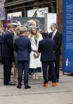 Amsterdam 18 april 2024
Contraprestatie
Koning Felipe en Koningin Letizia bieden het Koninklijk Paar een receptie aan in Museum STRAAT in Amsterdam. Hierbij is ook de Prinses van Oranje aanwezig. Tijdens de receptie openen de Koninklijke Paren een expositie van tien Spaanse en Nederlandse muurschilders. De tentoonstelling is tot en met 2 juni te bezoeken. Na de receptie neemt het Koninklijk Paar afscheid van de Spaanse Koning en Koningin. Aanwezig Koning Felipe Koningin Letizia Koning Willem Alexnader Koningin Maxima Prinses Amalia Prinses Margriet en Mr Pieter v Vollenhoven.