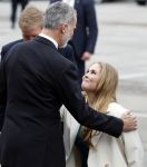 Amsterdam 18 april 2024
Contraprestatie
Koning Felipe en Koningin Letizia bieden het Koninklijk Paar een receptie aan in Museum STRAAT in Amsterdam. Hierbij is ook de Prinses van Oranje aanwezig. Tijdens de receptie openen de Koninklijke Paren een expositie van tien Spaanse en Nederlandse muurschilders. De tentoonstelling is tot en met 2 juni te bezoeken. Na de receptie neemt het Koninklijk Paar afscheid van de Spaanse Koning en Koningin. Aanwezig Koning Felipe Koningin Letizia Koning Willem Alexnader Koningin Maxima Prinses Amalia Prinses Margriet en Mr Pieter v Vollenhoven.