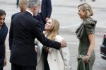 Amsterdam 18 april 2024
Contraprestatie
Koning Felipe en Koningin Letizia bieden het Koninklijk Paar een receptie aan in Museum STRAAT in Amsterdam. Hierbij is ook de Prinses van Oranje aanwezig. Tijdens de receptie openen de Koninklijke Paren een expositie van tien Spaanse en Nederlandse muurschilders. De tentoonstelling is tot en met 2 juni te bezoeken. Na de receptie neemt het Koninklijk Paar afscheid van de Spaanse Koning en Koningin. Aanwezig Koning Felipe Koningin Letizia Koning Willem Alexnader Koningin Maxima Prinses Amalia Prinses Margriet en Mr Pieter v Vollenhoven.