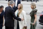 Amsterdam 18 april 2024
Contraprestatie
Koning Felipe en Koningin Letizia bieden het Koninklijk Paar een receptie aan in Museum STRAAT in Amsterdam. Hierbij is ook de Prinses van Oranje aanwezig. Tijdens de receptie openen de Koninklijke Paren een expositie van tien Spaanse en Nederlandse muurschilders. De tentoonstelling is tot en met 2 juni te bezoeken. Na de receptie neemt het Koninklijk Paar afscheid van de Spaanse Koning en Koningin. Aanwezig Koning Felipe Koningin Letizia Koning Willem Alexnader Koningin Maxima Prinses Amalia Prinses Margriet en Mr Pieter v Vollenhoven.