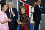Amsterdam 18 april 2024
Contraprestatie
Koning Felipe en Koningin Letizia bieden het Koninklijk Paar een receptie aan in Museum STRAAT in Amsterdam. Hierbij is ook de Prinses van Oranje aanwezig. Tijdens de receptie openen de Koninklijke Paren een expositie van tien Spaanse en Nederlandse muurschilders. De tentoonstelling is tot en met 2 juni te bezoeken. Na de receptie neemt het Koninklijk Paar afscheid van de Spaanse Koning en Koningin. Aanwezig Koning Felipe Koningin Letizia Koning Willem Alexnader Koningin Maxima Prinses Amalia Prinses Margriet en Mr Pieter v Vollenhoven.