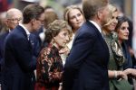 Amsterdam 18 april 2024
Contraprestatie
Koning Felipe en Koningin Letizia bieden het Koninklijk Paar een receptie aan in Museum STRAAT in Amsterdam. Hierbij is ook de Prinses van Oranje aanwezig. Tijdens de receptie openen de Koninklijke Paren een expositie van tien Spaanse en Nederlandse muurschilders. De tentoonstelling is tot en met 2 juni te bezoeken. Na de receptie neemt het Koninklijk Paar afscheid van de Spaanse Koning en Koningin. Aanwezig Koning Felipe Koningin Letizia Koning Willem Alexnader Koningin Maxima Prinses Amalia Prinses Margriet en Mr Pieter v Vollenhoven.