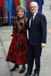 Amsterdam 18 april 2024
Contraprestatie
Koning Felipe en Koningin Letizia bieden het Koninklijk Paar een receptie aan in Museum STRAAT in Amsterdam. Hierbij is ook de Prinses van Oranje aanwezig. Tijdens de receptie openen de Koninklijke Paren een expositie van tien Spaanse en Nederlandse muurschilders. De tentoonstelling is tot en met 2 juni te bezoeken. Na de receptie neemt het Koninklijk Paar afscheid van de Spaanse Koning en Koningin. Aanwezig Koning Felipe Koningin Letizia Koning Willem Alexnader Koningin Maxima Prinses Amalia Prinses Margriet en Mr Pieter v Vollenhoven.