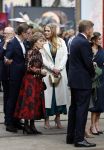 Amsterdam 18 april 2024
Contraprestatie
Koning Felipe en Koningin Letizia bieden het Koninklijk Paar een receptie aan in Museum STRAAT in Amsterdam. Hierbij is ook de Prinses van Oranje aanwezig. Tijdens de receptie openen de Koninklijke Paren een expositie van tien Spaanse en Nederlandse muurschilders. De tentoonstelling is tot en met 2 juni te bezoeken. Na de receptie neemt het Koninklijk Paar afscheid van de Spaanse Koning en Koningin. Aanwezig Koning Felipe Koningin Letizia Koning Willem Alexnader Koningin Maxima Prinses Amalia Prinses Margriet en Mr Pieter v Vollenhoven.