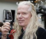 Zwolle 13 april 2026
Boekpresentatie een ode aan Jonnie Boer bij de Librije . Therese Boer en hun kinderen Jimmie Boer en Isabelle Boer waren natuurlijk aanwezig . Ad Vandenberg