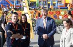 Zeewolde 17 april 2026
Koning Willem Alexander bezoekt de koningsspelen in Zeewolde . Britt Dekker presenteert het . Angel Daleman Joep Wennemars en Koning Willem Alexander