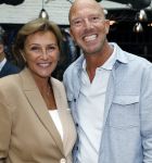 Zwolle 13 april 2026
Boekpresentatie een ode aan Jonnie Boer bij de Librije . Therese Boer en hun kinderen Jimmie Boer en Isabelle Boer waren natuurlijk aanwezig . Astrid Joosten met haar man Robbert Wigger
