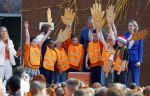 Zeewolde 17 april 2026
Koning Willem Alexander bezoekt de koningsspelen in Zeewolde . Britt Dekker presenteert het .
