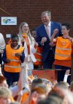 Zeewolde 17 april 2026
Koning Willem Alexander bezoekt de koningsspelen in Zeewolde . Britt Dekker presenteert het .