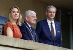 Scheveningen 2 april 2026
Koningin MÃ¡xima opent de gerenoveerde boulevard. De Scheveningse boulevard, al decennialang een van de bekendste en meest bezochte kustpromenades van Nederland, is de afgelopen jaren vernieuwd om beter aan te sluiten bij het groeiende aantal bezoekers en klaar te zijn voor de toekomst. Burgemeester Jan v Zanen begeleidde de Koningin . OOk de commisaris van de koning Wouter Kolff was aanwezig .