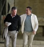 Malta 7 april 2026
John de Bever en Kees de Bever maken bij de Smart City Malta Studios bekend dat ze een speelfilm op gaan nemen . De film gaat heten alles voor de fans .