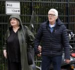 Amsterdam 18 april 2026
Crematie Sonja Barend op begraafplaats Zorgvlied . Kees v Kooten met vrouw