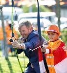 Zeewolde 17 april 2026
Koning Willem Alexander bezoekt de koningsspelen in Zeewolde . Britt Dekker presenteert het .