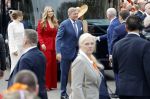 Dokkum 27 april 2026
Koningsdag is dit jaar in Dokkum . Namens de koninklijke familie zijn aanwezig : Koning Willem Alexander Koningin Maxima Prinses Amalia Prinses Alexia Prinses Ariane Prins Constantijn Prinses Laurentien Prins Maurits Prinses Marilene Prins Bernhard Prins Floris Prinses Aimee Prins Pieter Christiaan en Prinses Anita .