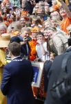 Dokkum 27 april 2026
Koningsdag is dit jaar in Dokkum . Namens de koninklijke familie zijn aanwezig : Koning Willem Alexander Koningin Maxima Prinses Amalia Prinses Alexia Prinses Ariane Prins Constantijn Prinses Laurentien Prins Maurits Prinses Marilene Prins Bernhard Prins Floris Prinses Aimee Prins Pieter Christiaan en Prinses Anita .
