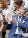 Dokkum 27 april 2026
Koningsdag is dit jaar in Dokkum . Namens de koninklijke familie zijn aanwezig : Koning Willem Alexander Koningin Maxima Prinses Amalia Prinses Alexia Prinses Ariane Prins Constantijn Prinses Laurentien Prins Maurits Prinses Marilene Prins Bernhard Prins Floris Prinses Aimee Prins Pieter Christiaan en Prinses Anita .