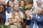 Dokkum 27 april 2026
Koningsdag is dit jaar in Dokkum . Namens de koninklijke familie zijn aanwezig : Koning Willem Alexander Koningin Maxima Prinses Amalia Prinses Alexia Prinses Ariane Prins Constantijn Prinses Laurentien Prins Maurits Prinses Marilene Prins Bernhard Prins Floris Prinses Aimee Prins Pieter Christiaan en Prinses Anita .