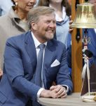 Dokkum 27 april 2026
Koningsdag is dit jaar in Dokkum . Namens de koninklijke familie zijn aanwezig : Koning Willem Alexander Koningin Maxima Prinses Amalia Prinses Alexia Prinses Ariane Prins Constantijn Prinses Laurentien Prins Maurits Prinses Marilene Prins Bernhard Prins Floris Prinses Aimee Prins Pieter Christiaan en Prinses Anita .