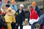 Dokkum 27 april 2026
Koningsdag is dit jaar in Dokkum . Namens de koninklijke familie zijn aanwezig : Koning Willem Alexander Koningin Maxima Prinses Amalia Prinses Alexia Prinses Ariane Prins Constantijn Prinses Laurentien Prins Maurits Prinses Marilene Prins Bernhard Prins Floris Prinses Aimee Prins Pieter Christiaan en Prinses Anita .
