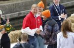 Dokkum 27 april 2026
Koningsdag is dit jaar in Dokkum . Namens de koninklijke familie zijn aanwezig : Koning Willem Alexander Koningin Maxima Prinses Amalia Prinses Alexia Prinses Ariane Prins Constantijn Prinses Laurentien Prins Maurits Prinses Marilene Prins Bernhard Prins Floris Prinses Aimee Prins Pieter Christiaan en Prinses Anita .
