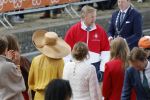 Dokkum 27 april 2026
Koningsdag is dit jaar in Dokkum . Namens de koninklijke familie zijn aanwezig : Koning Willem Alexander Koningin Maxima Prinses Amalia Prinses Alexia Prinses Ariane Prins Constantijn Prinses Laurentien Prins Maurits Prinses Marilene Prins Bernhard Prins Floris Prinses Aimee Prins Pieter Christiaan en Prinses Anita .